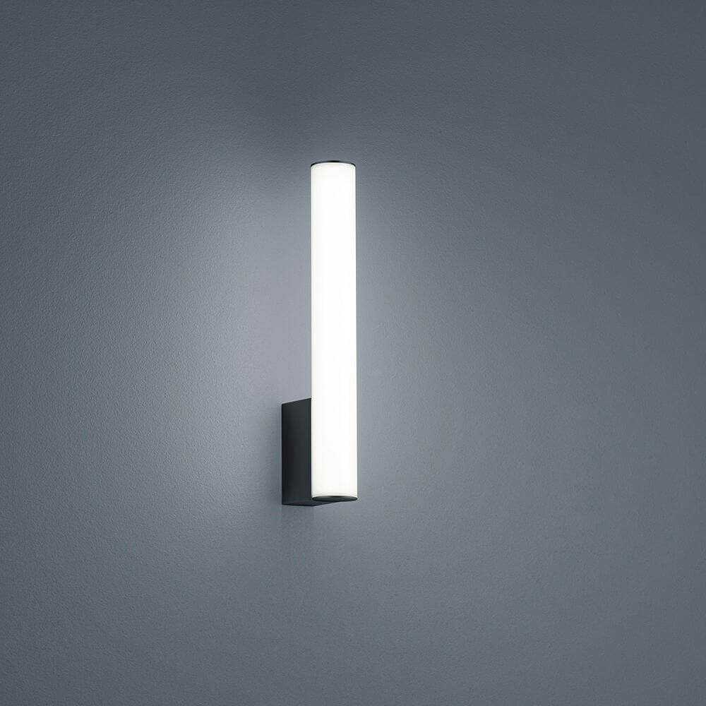 Wandleuchte Loom IP44 Schwarz – moderne LED Wandleuchte für Badezimmer mit IP44 Zertifizierung und 5W 500lm.