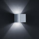 Wandleuchte Siri Alu-Matt in modernem Design, strahlend mit Licht auf der Wand.