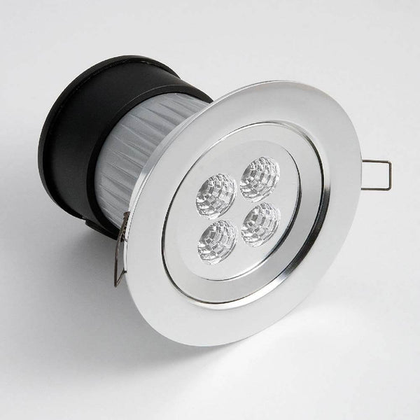 High Power LED Deckeneinbaustrahler mit vier leuchtstarken LEDs und modernem Design.