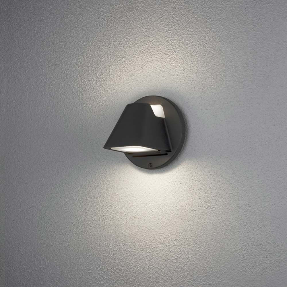 Hild LED Außen Wandleuchte mit gefrostetem Glas und 3000K für stilvolle Außenbeleuchtung.