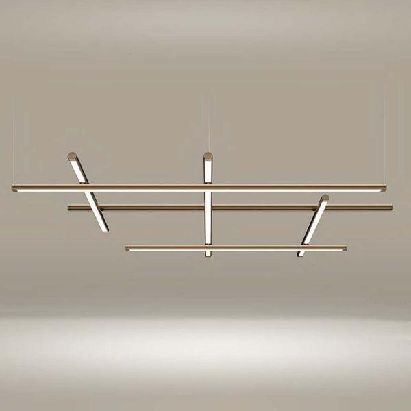 Lampada a sospensione Panzeri Hilow LED con design moderno e versatili possibilità di installazione.