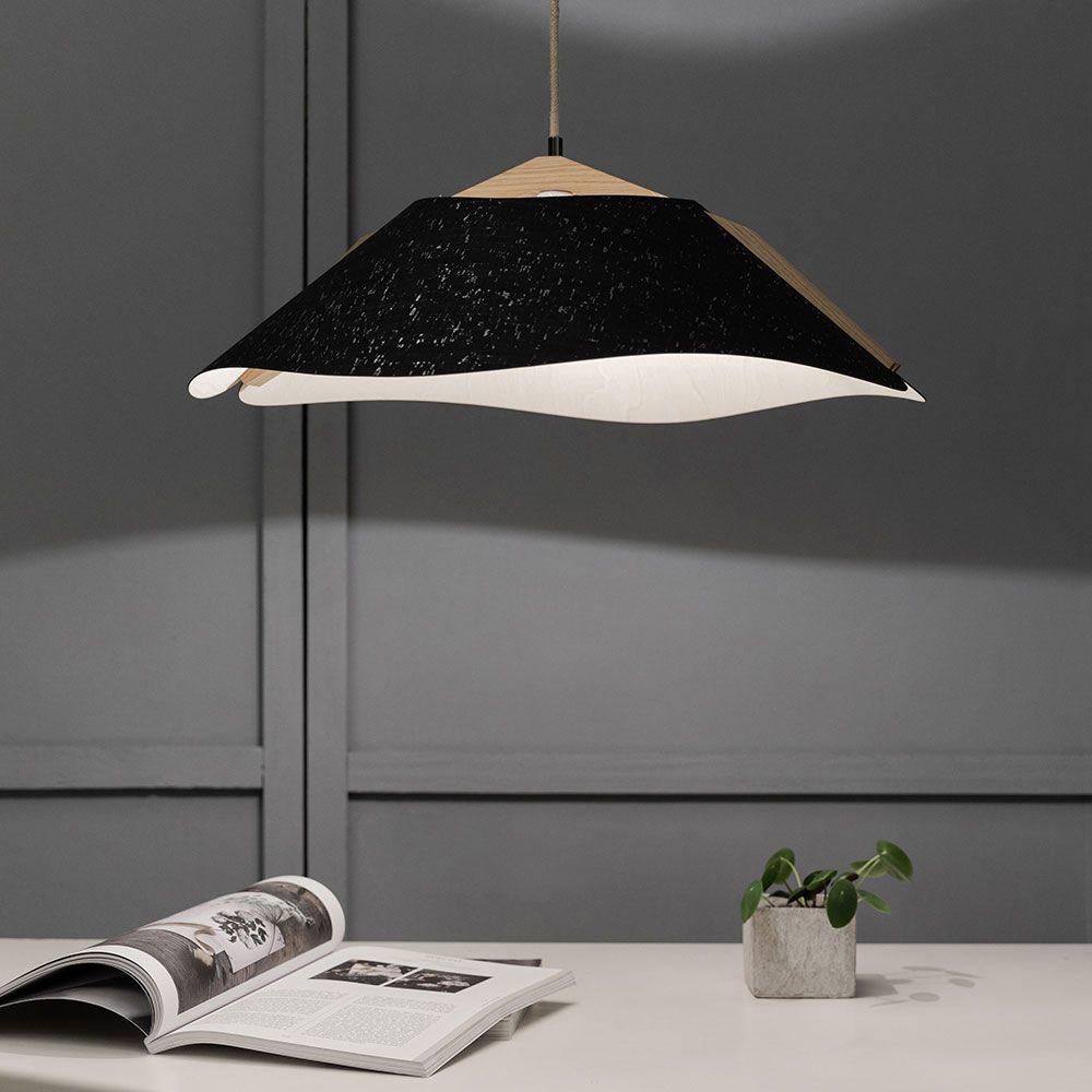 Lámpara colgante de madera con pantalla curva Ø 62cm