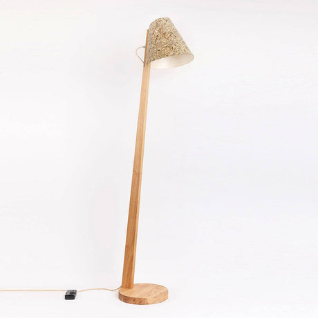 Holz Stehleuchte mit Schirm geschwungen 167cm, elegantes Design mit natürlichem Holzfuß und stilvollem Lampenschirm.