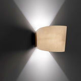 Aplique de madera con pantalla cilíndrica