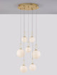 Hook LED Pendelleuchte 7-flammig Ø 56,6cm 3000K Gold-Gebürstet, Weiß mit sechs Ball-Lichtern.