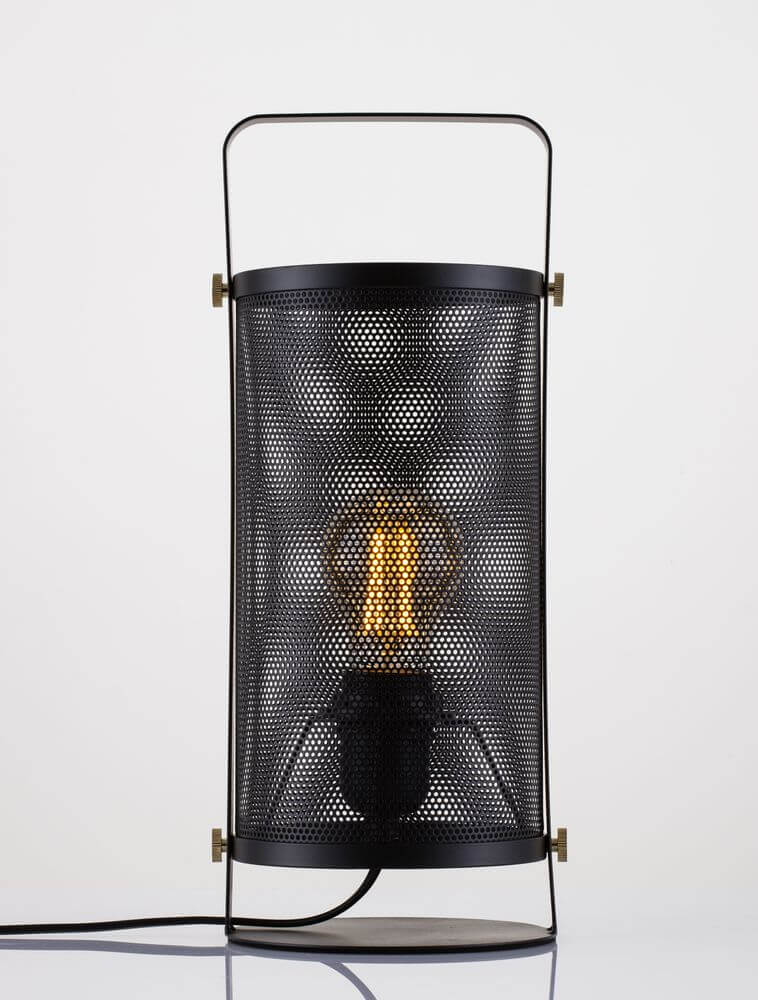 Ian Tischleuchte Schwarz mit rustikalem Charme und modernem Design, perfekt für jede Inneneinrichtung.