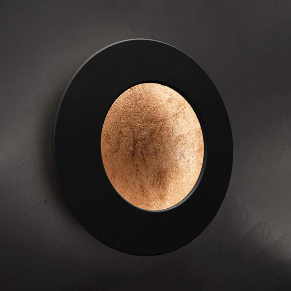Icone LED Wandleuchte Vera Ø 26cm in Kupfer und Schwarz, dimmbar mit 2.598 Lumen, modernes Design für indirektes Licht.