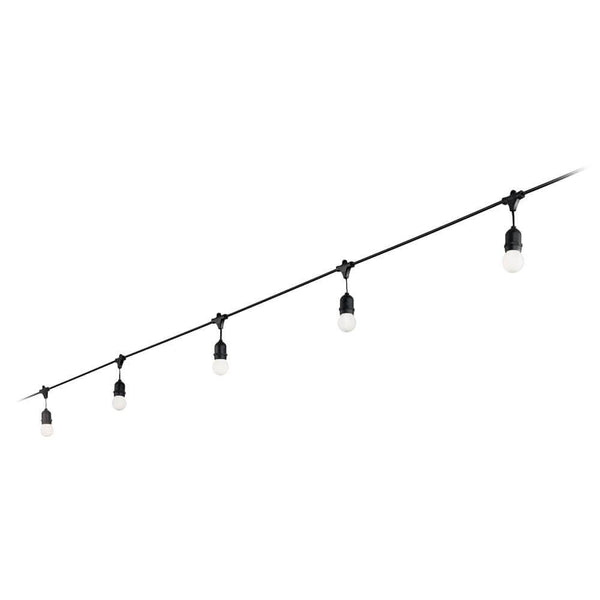 Guirlande lumineuse Fiesta Sp5 à 5 lampes pour l'extérieur, noire, au design décontracté et à la lumière blanche.