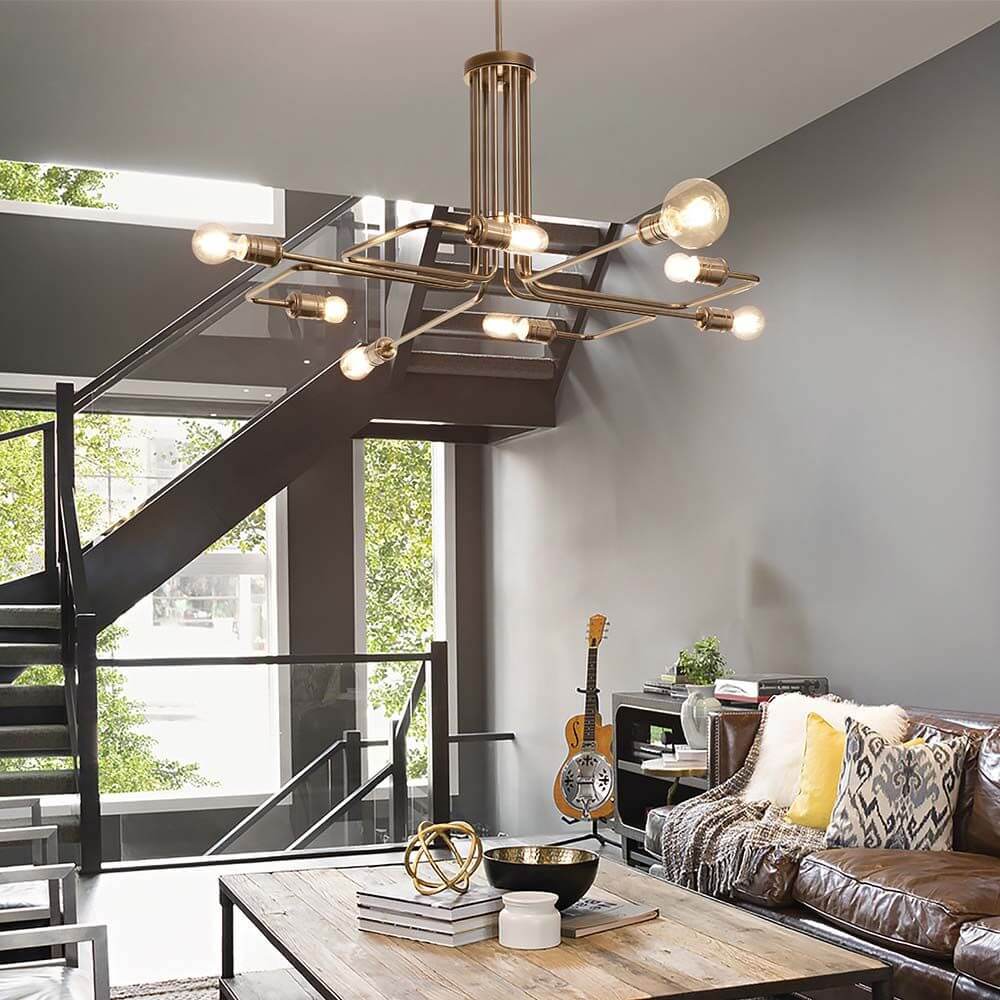 Hängeleuchte Triumph Sp8 im modernen Wohnraum mit Treppe und gemütlicher Atmosphäre.