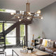 Hängeleuchte Triumph Sp8 im modernen Wohnraum mit Treppe und gemütlicher Atmosphäre.