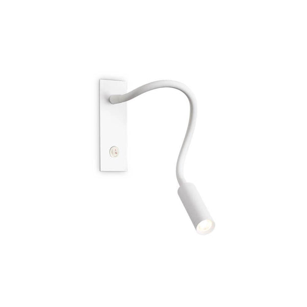 IO LED Lesearm Wandleuchte an einer Wand mit flexiblem Arm und modernem Design.