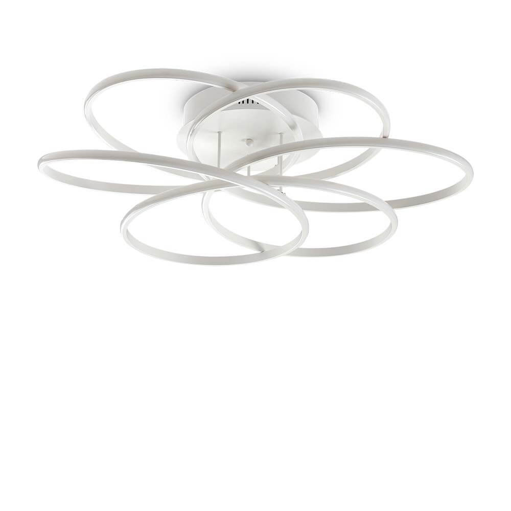 Karol LED Deckenleuchte Weiß mit modernem Design und eleganten Ringen in Weiß.