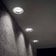 Off LED Einbau-Spot 28W an der Decke, modernes Design für effiziente Beleuchtung.