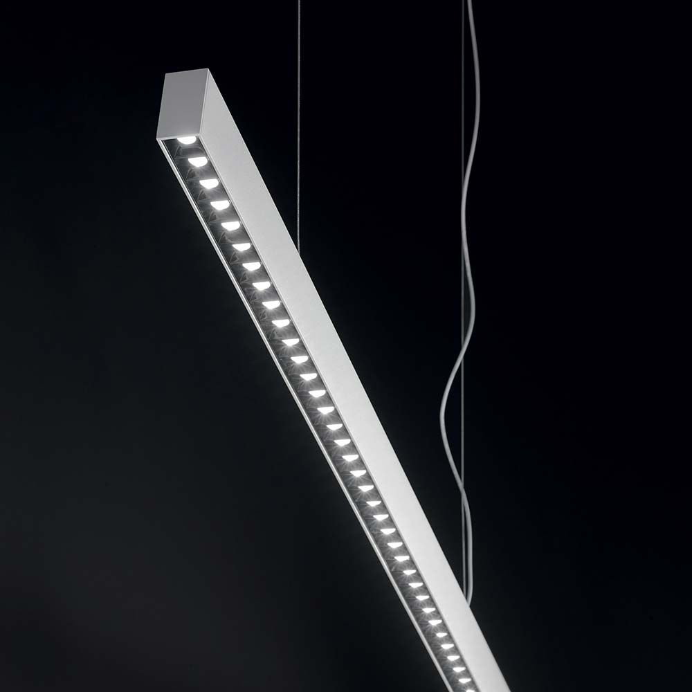 Moderne Office LED Hängeleuchte 120cm, elegante LED-Beleuchtung für Büros und Arbeitsräume, energieeffizient und stilvoll.