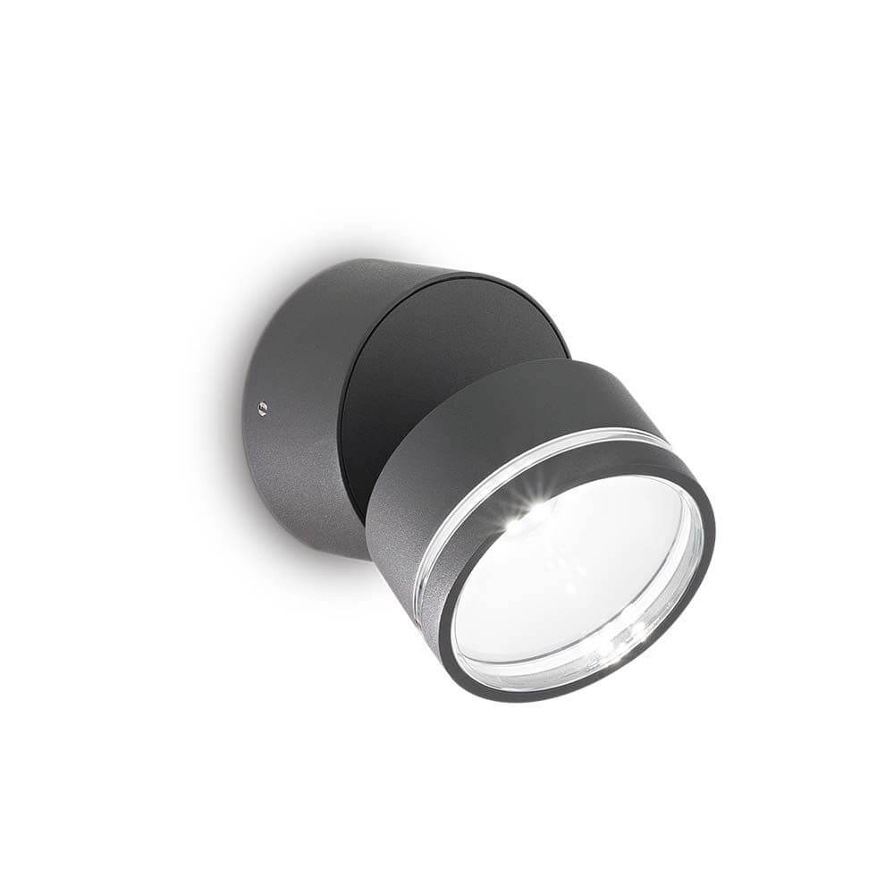 Omega LED Außen Wandstrahler in modernem Design für die Außenbeleuchtung.