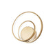 Elegante Oz LED Wandleuchte mit modernen Lichtringen in Gold für stilvolle Raumgestaltung.