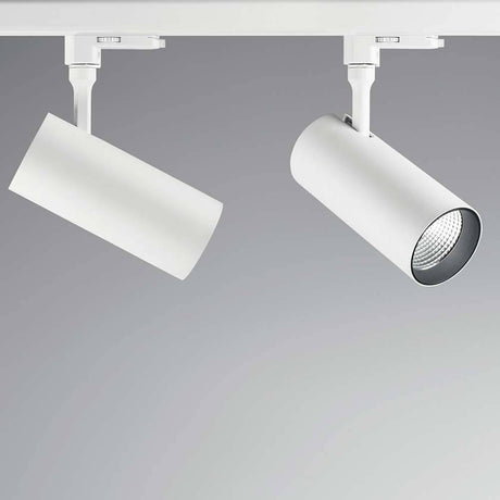 Smile track light 20W Cri80 20 3000K white in a modern design, elegant white surfaces.