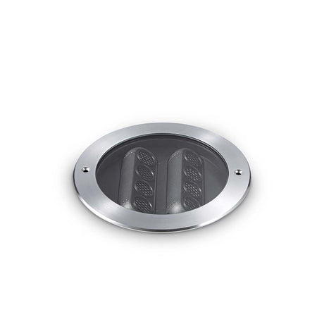 Tyren LED Indbygningsspot IP67 med et moderne design og slidstærk overflade.