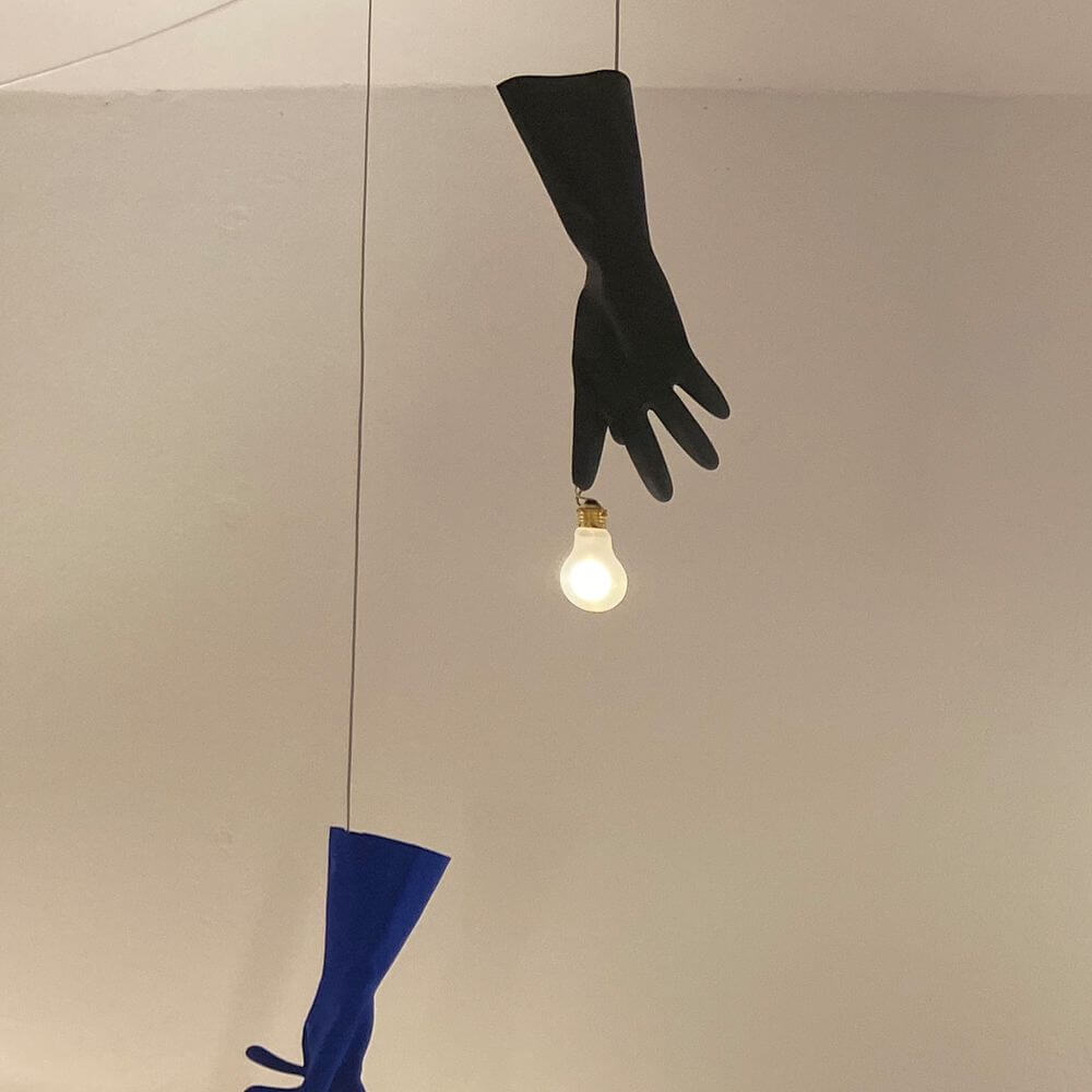 LED Hängeleuchte Black Luzy Handschuh online kaufen