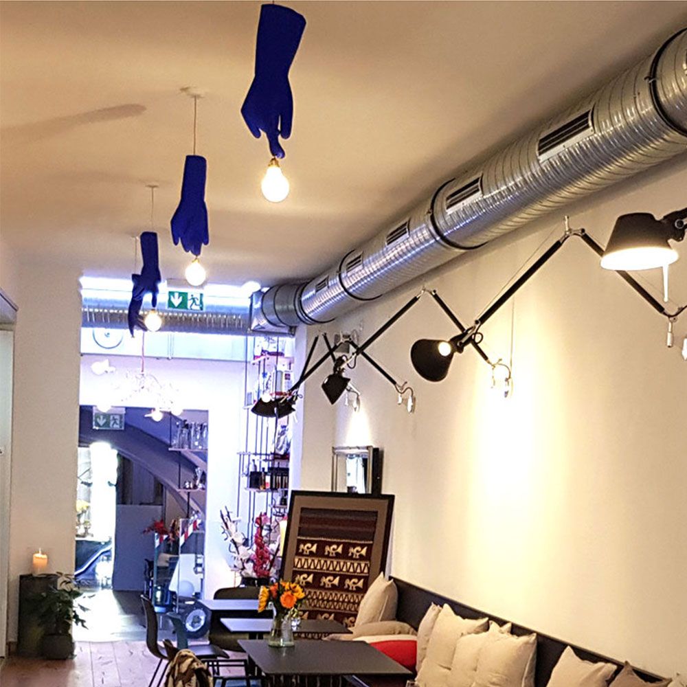 Ingo Maurer LED Lampe à suspendre Blue Luzy Gant en caoutchouc