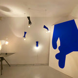 Ingo Maurer LED Applique murale Luzy On The Wall gant en caoutchouc bleu