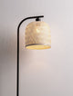 Intra Stehlampe Natur, Schwarz – elegante Stehleuchte mit Bambusschirm und schwarzem Gestell für warmes indirektes Licht