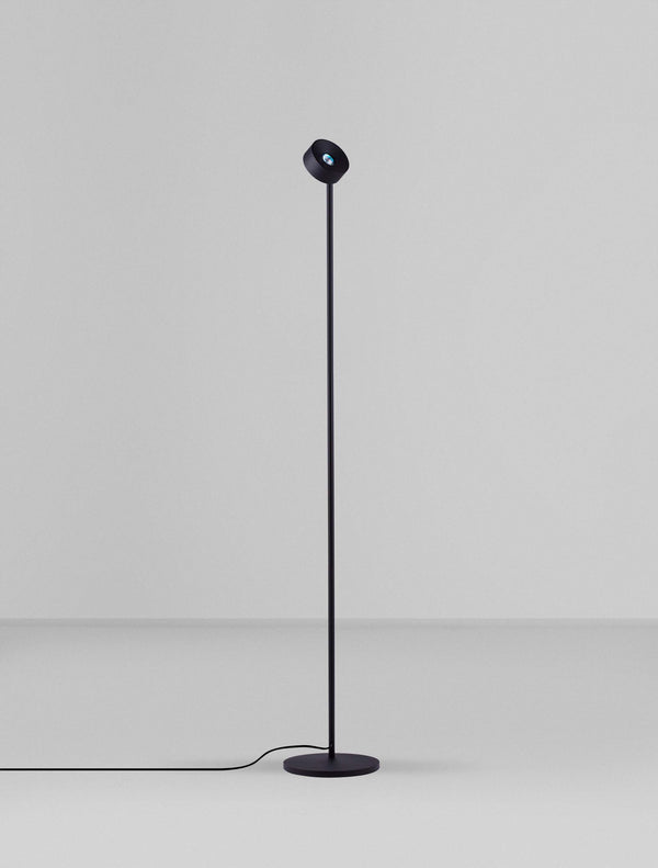 Irida Stehlampe 3000K Schwarz (3)