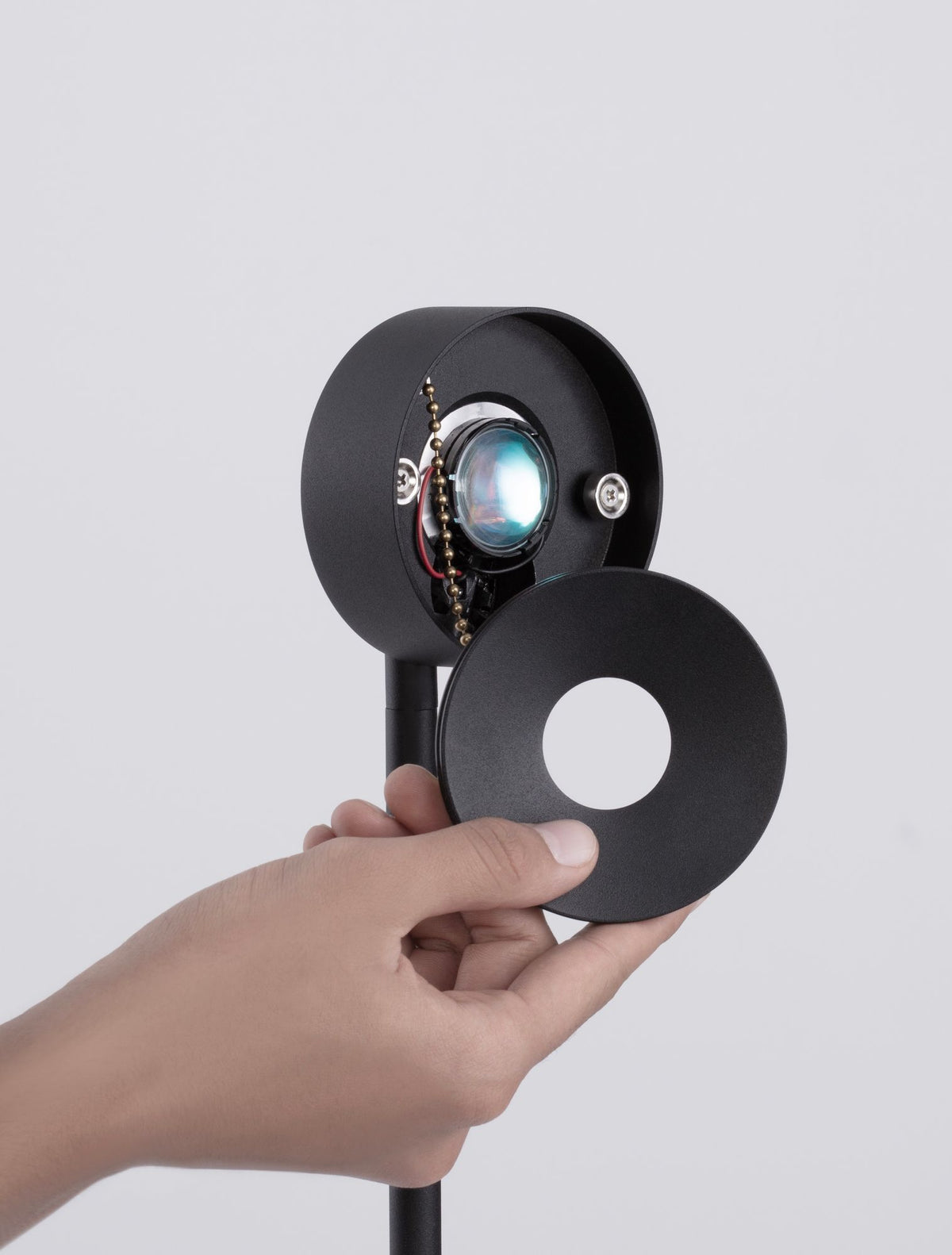 Irida Stehlampe 3000K Schwarz (9)