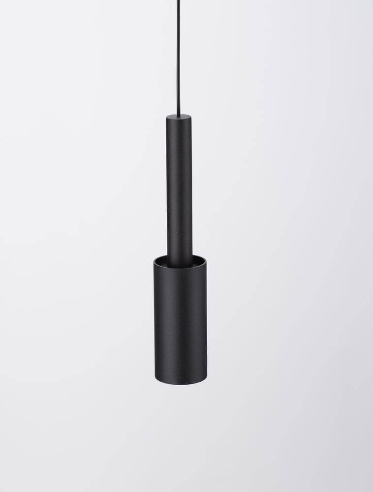 Joy LED Pendelleuchte Ø 4cm 3000K in modernem schwarz gestaltet für blendfreies warmweißes Licht.