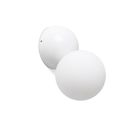 Joy LED Wandlampe Opalglas in modernem Design mit runder Opalglas-Diffusor.