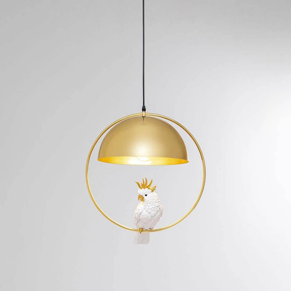 Hängeleuchte Animal Cockatoo in gold mit einem weißen Kakadu und kreativem Design für indirektes Licht.