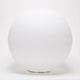 Lampe d'extérieur LED sans fil Pearl avec contrôle par application en forme ronde, blanche, de 25 cm de diamètre.