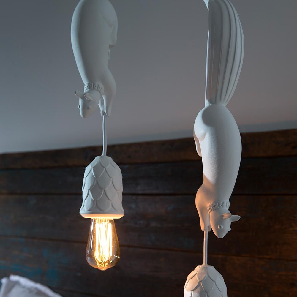 Karman Sherwood og Robin Hanging Lamp White 2 egern