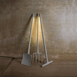 Karman Tobia LED lámpara de pie pitchfork blanco