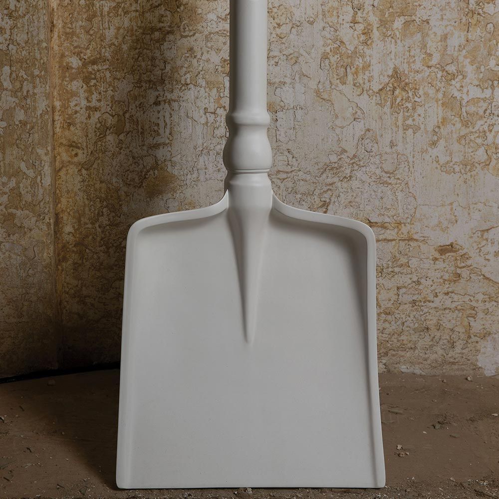 Karman Tobia Lámpara de pie LED Shovel Blanco
