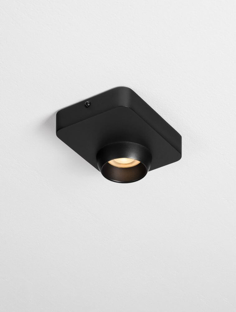 Kedros LED Deckenleuchte 3000K in Schwarz, modernes Design für den Flur, hochwertige Materialien.