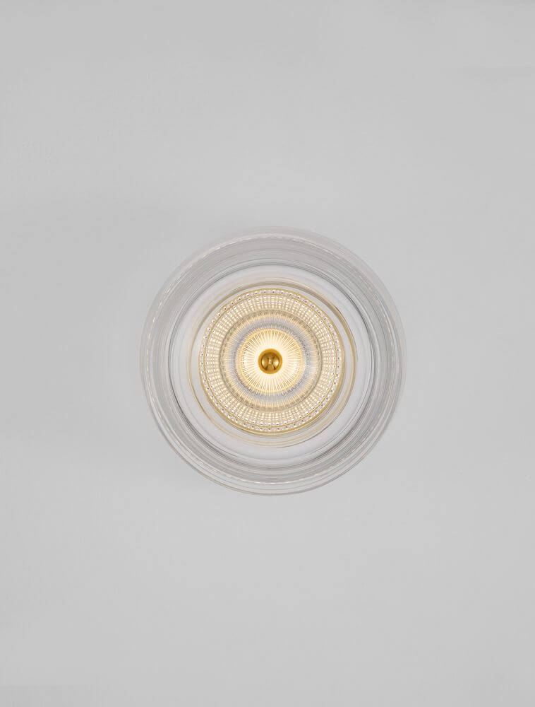 Keros LED Wandleuchte 3000K Gold mit dekorativem Goldrand, elegant für Wohnräume.
