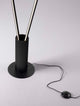 Kimolia LED Stehlampe 2-flammig Ø 22cm 3000K mit schwarzem Fuß und Leuchtenschalter.
