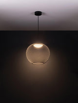 Kinetic Pendelleuchte aus schwarzem Drahtgeflecht mit warmem LED-Licht, modern und stilvoll.