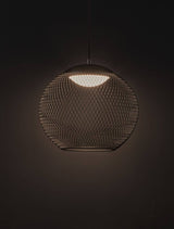Kinetic LED Pendelleuchte in Schwarz, modernes Drahtdesign, 153 cm hoch, 30 cm Durchmesser, ideal für Schlaf- und Wohnzimmer.
