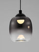 Kita LED Pendelleuchte Ø 10cm 3000K Schwarz, Rauch mit mattem Aluminium und rauchfarbenem Glas.