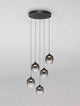 Kita LED Pendelleuchte 5-flammig Ø 43cm 3000K Schwarz, Rauch mit rauchfarbenem Glas und schwarzem Aluminium.