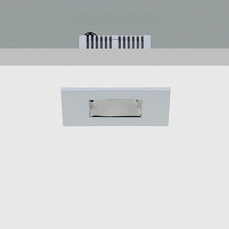 K-Spot Flat LED Einbauleuchte HCL CCT ZigBee / DALI mit kompaktem und flachem Design und geringer Einbautiefe.