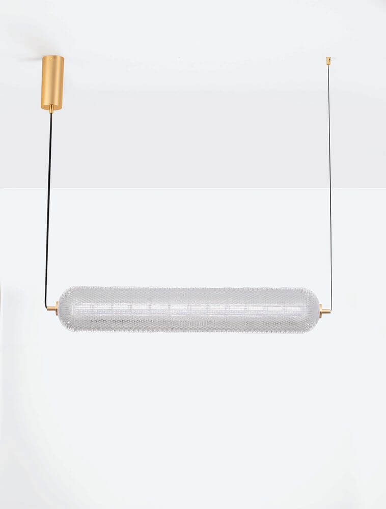 Klelia Pendelleuchte Horizontal 3000K Gold in modernem Design, hängend mit goldenen Details.