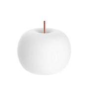 Kundalini bordlampe i opal glas Kushi Ø33cm dæmpbar, rund hvid lampe med kobberfarvet stang.