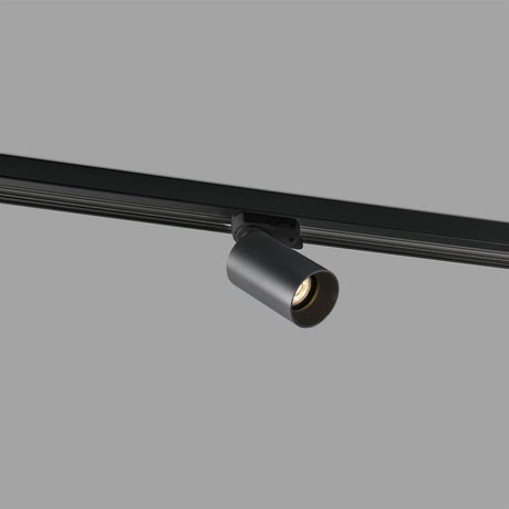 LED 3-faset sporspot STAN 12W 2700K sort monteret på skinne.