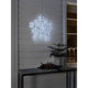 LED Acryl Schneeflocke mit 8 Funktionen 90 Kaltweiße Dioden IP44 leuchtet an der Wand als festliche Dekoration.