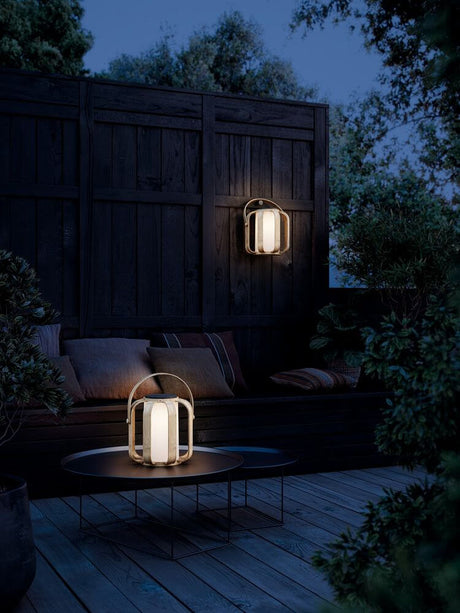 LED Akkuleuchte Bob Solar IP44 für Garten und Terrasse, mobile kabellose Solarleuchte mit modernem Design