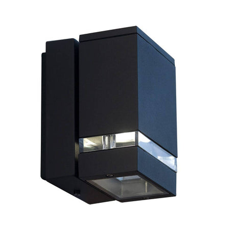 LED Außenwandleuchte Focus IP44 Anthrazit in modernem Design, aus Metall mit seitlichem Lichtschlitz.