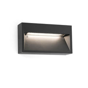 LED Außen-Aufbaulampe PATH 3000K IP44 Dunkelgrau an der Wand montiert mit modernem Design.